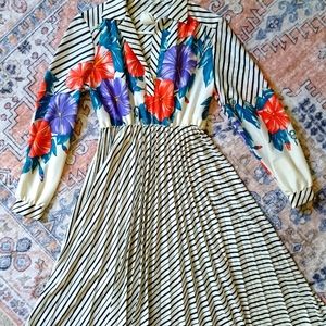 Vintage Floral Pleated Dress